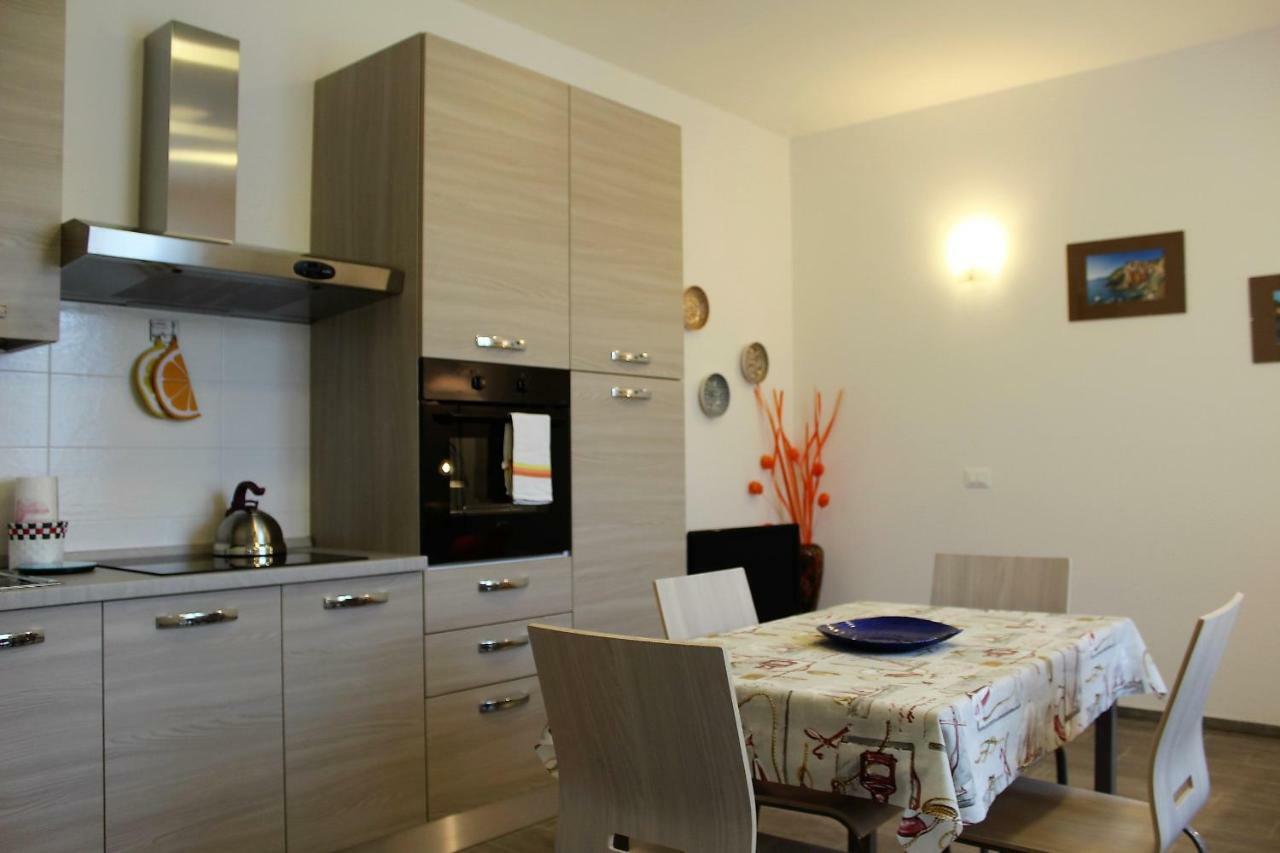 דירות לה ספציה Loft La Conchiglia מראה חיצוני תמונה